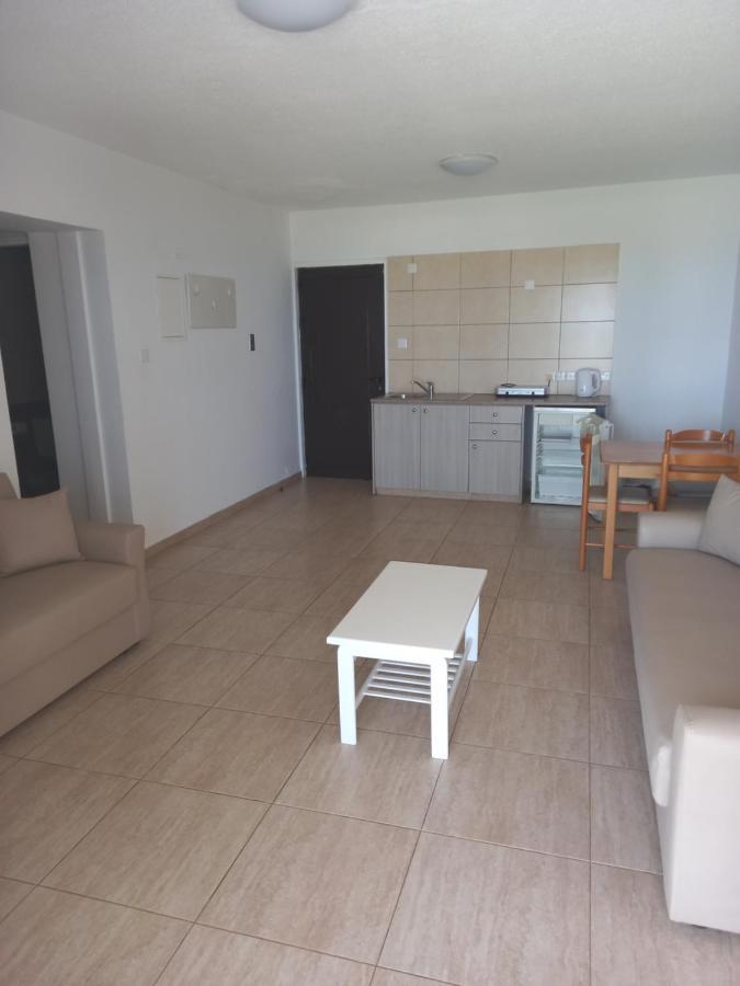 Penelope Beach Hotel Apts Protaras Exterior photo