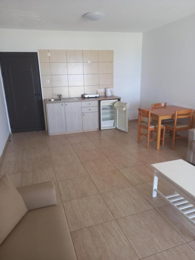 Penelope Beach Hotel Apts Protaras Exterior photo